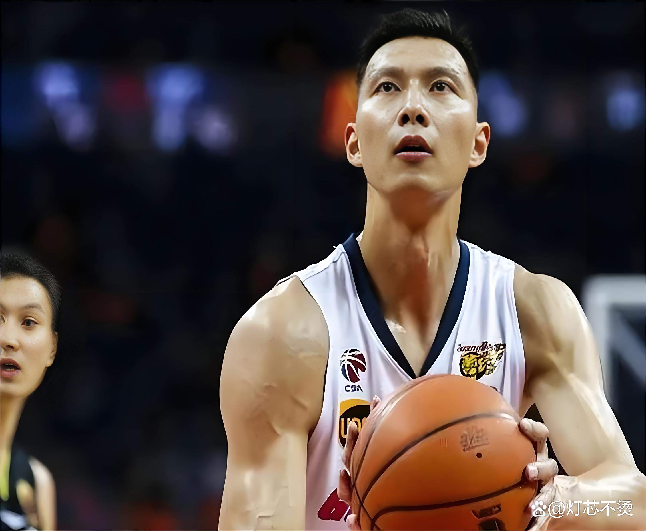 开云娱乐-易建联遭遇持续失利,中国男篮主帅压力巨大!舆论热潮不断(中国男蓝易建联多高)