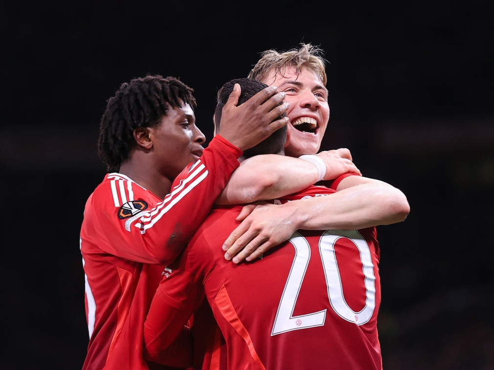 开云入口-JackeyLove重要时刻比赛局势复杂，曼联带队取胜！全场沸腾不已的简单介绍